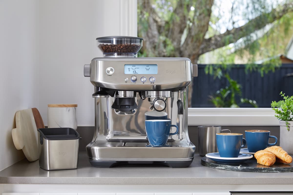 Limpieza y descalcificación de la máquina de café