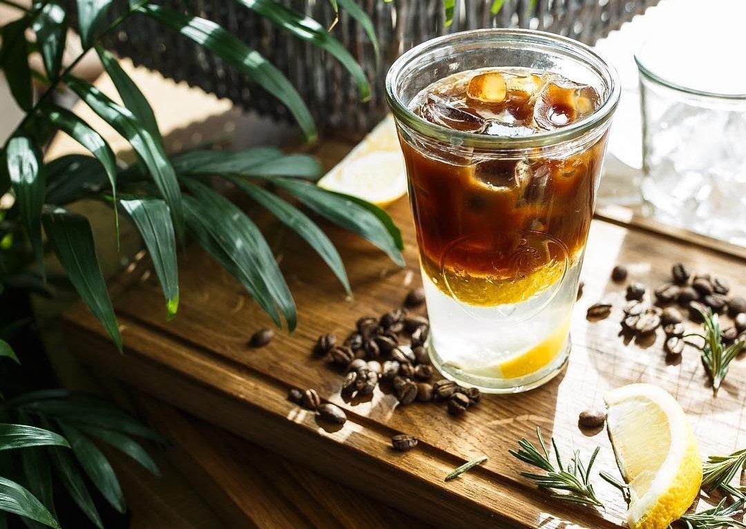 Espresso tonic