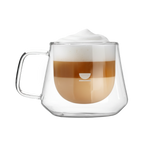 Copos de capuccino com fundo duplo