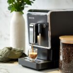 Cafetera superautomática Incapto de café en grano con vaporizador